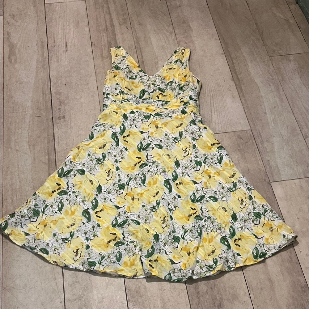 Robbie Bee Yellow Floral Mini Dress
